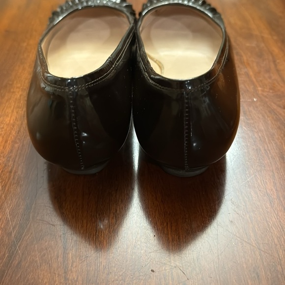 Loeffler Randell Brown Ruffled Toe Timeless Flats - Picture 6 of 9